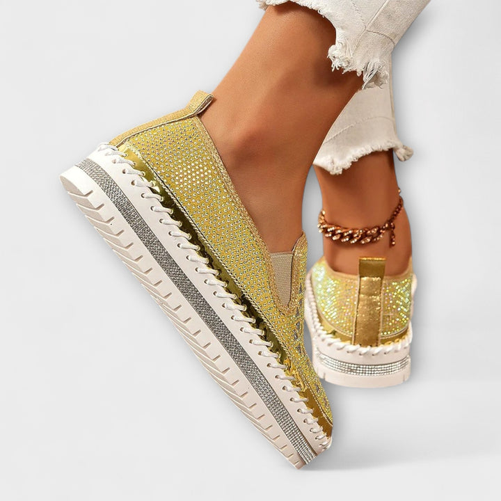 Vada – Slippers Decorated with Stones