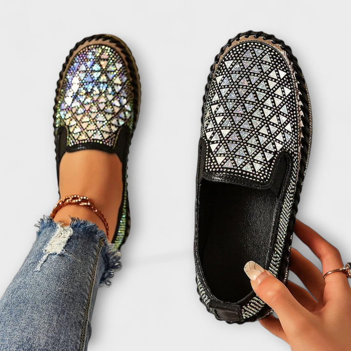 Vada – Slippers Decorated with Stones